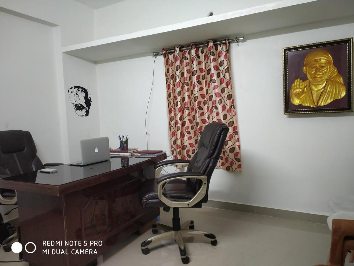 Easvari Grand Pg For Women - Female Only Vandrerhjem Chennai Eksteriør bilde